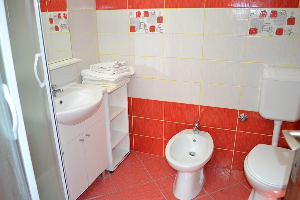 Apartmani Delfin Grebaštica Kültér fotó